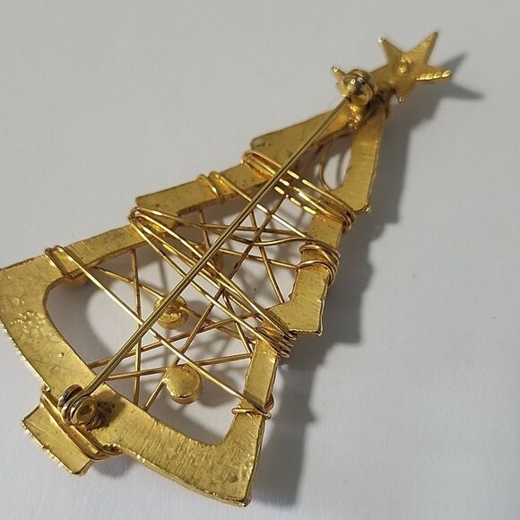 Large Open Christmas Tree w Thin Criss Cross Wire & Red Green & Clear Rhinestone - Picture 4 of 4